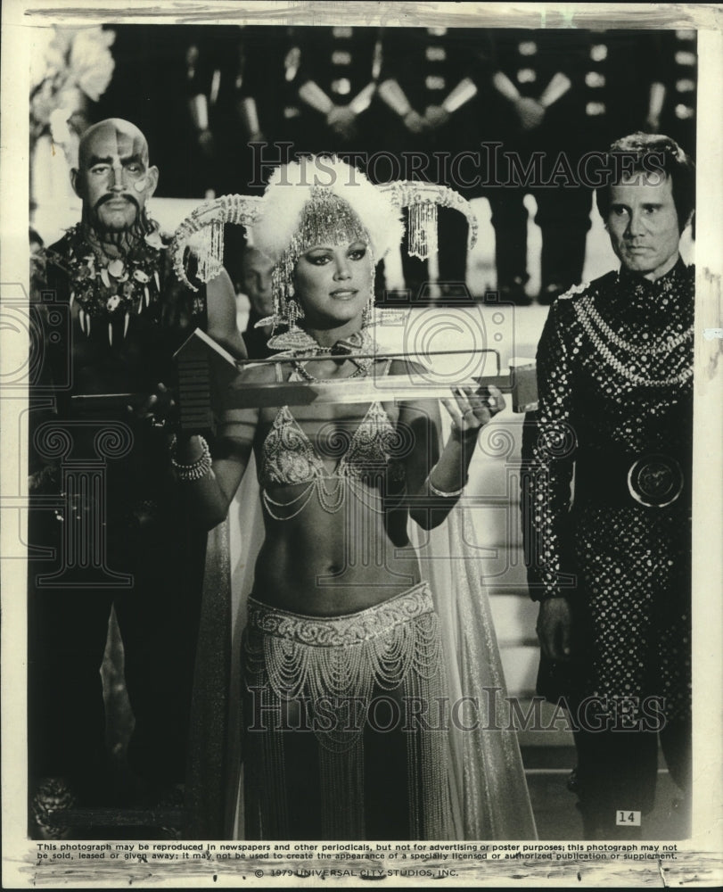 1979 Press Photo Actors Duke Butler, Henry Silvea, Pamela Hensley in Buck Rogers