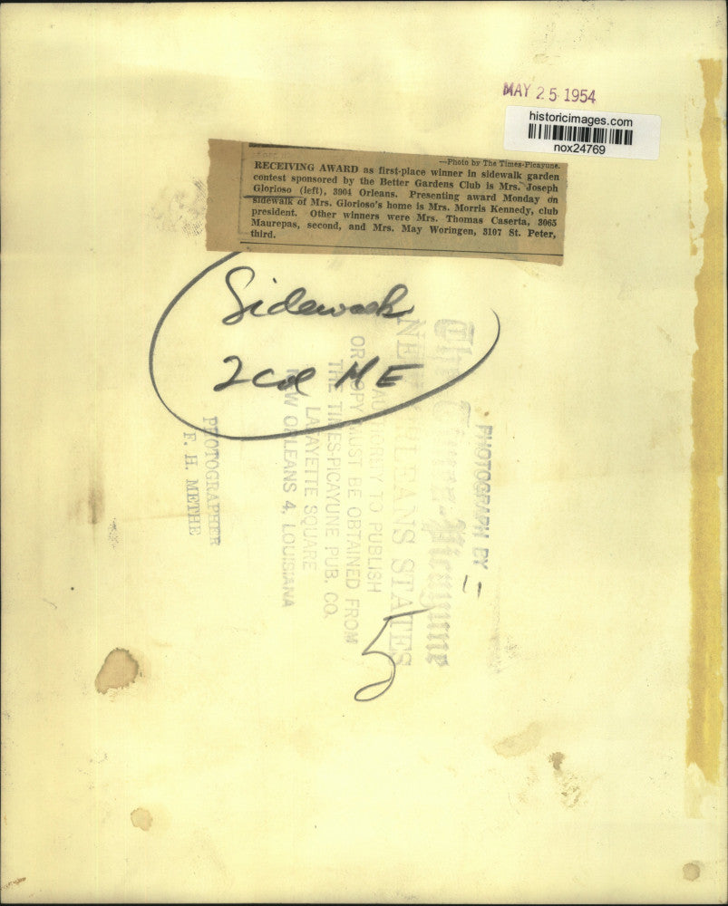 1954 Press Photo Better Gardens Club Sidewalk Contest Winner, New Orleans