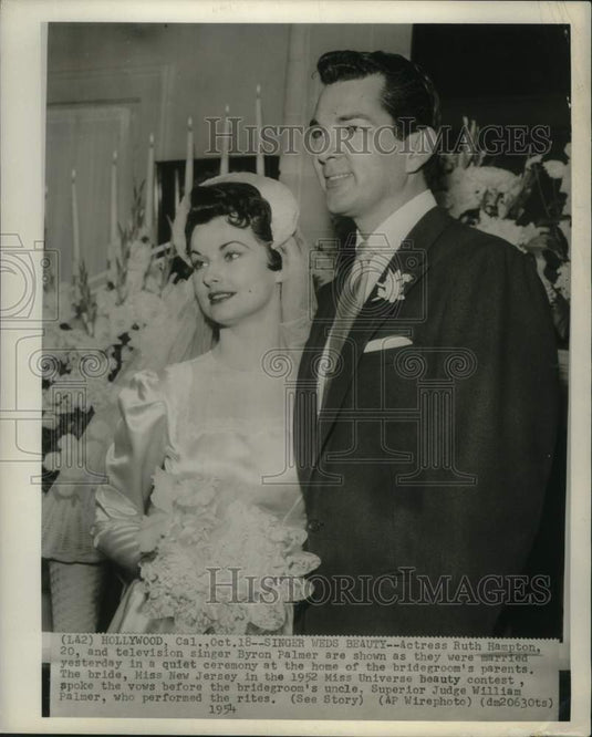 1954 Press Photo Actress Ruth Hampton, Singer Byron Palmer at Wedding Ceremony