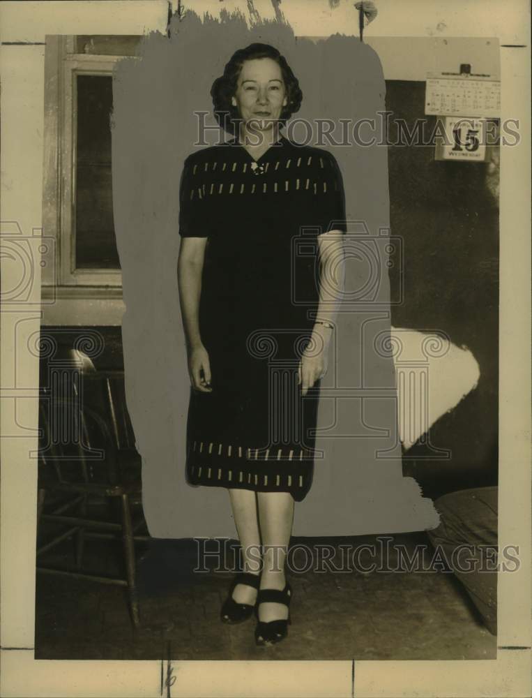 1939 Press Photo Mrs. Claude Hargrave, Arrested in Slot Machine Scam - nox24933