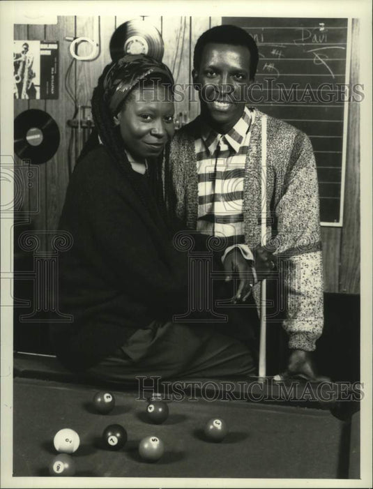 1990 Press Photo Actors Whoopi Goldberg, Dorian Harewood in "Kiss Shot"