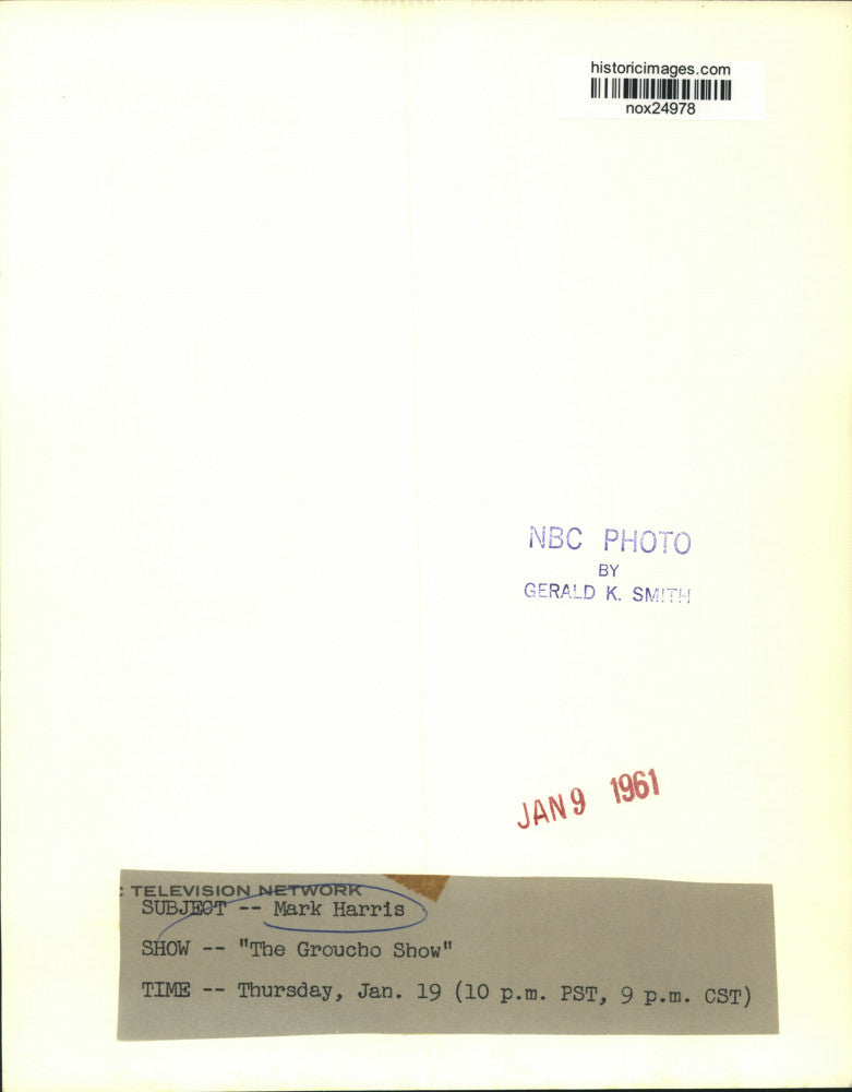 Load image into Gallery viewer, 1961 Press Photo Author Mark Harris on "The Groucho Show" - nox24978
