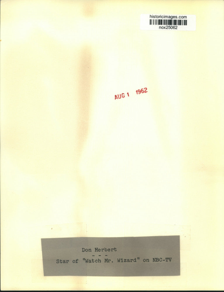 1962 Press Photo Creator & Host of "Watch Mr. Wizard" Don Herbert - nox25062