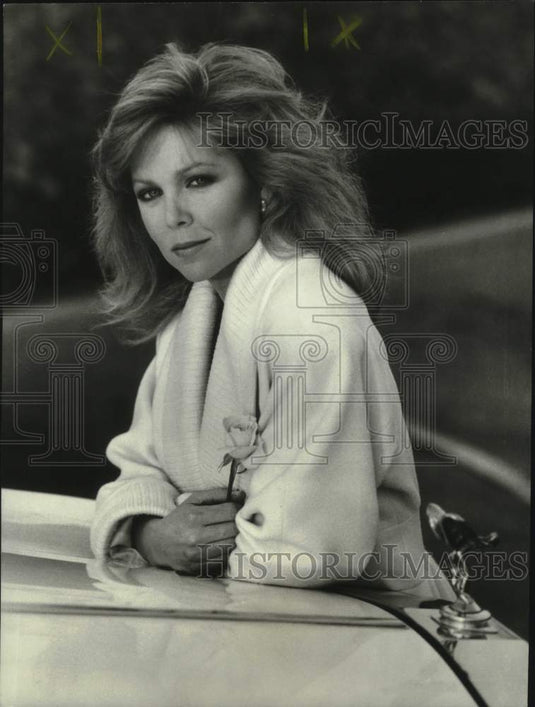 1987 Press Photo Actress Lisa Hartman in "Roses are for the Rich" - nox25185