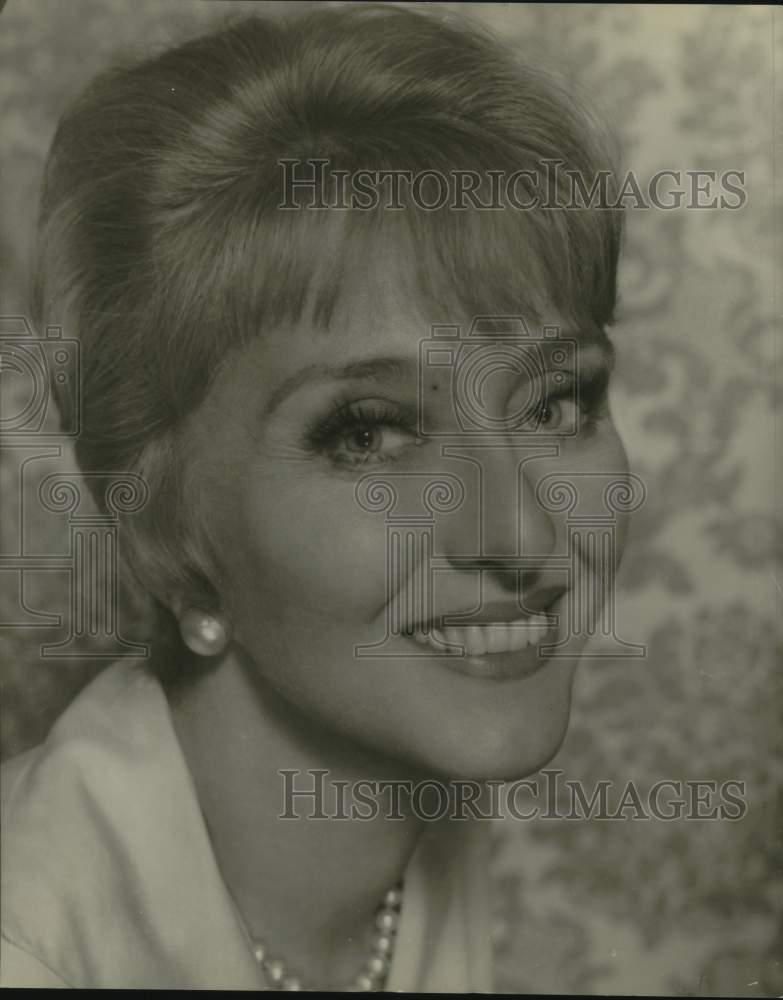 1980 Press Photo Actress Celeste Holm of "Backstairs at the White House"