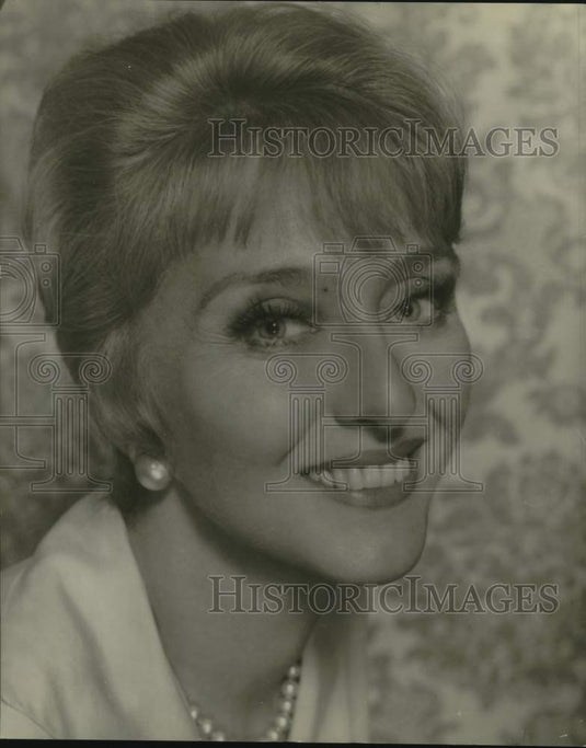 1980 Press Photo Actress Celeste Holm of "Backstairs at the White House"
