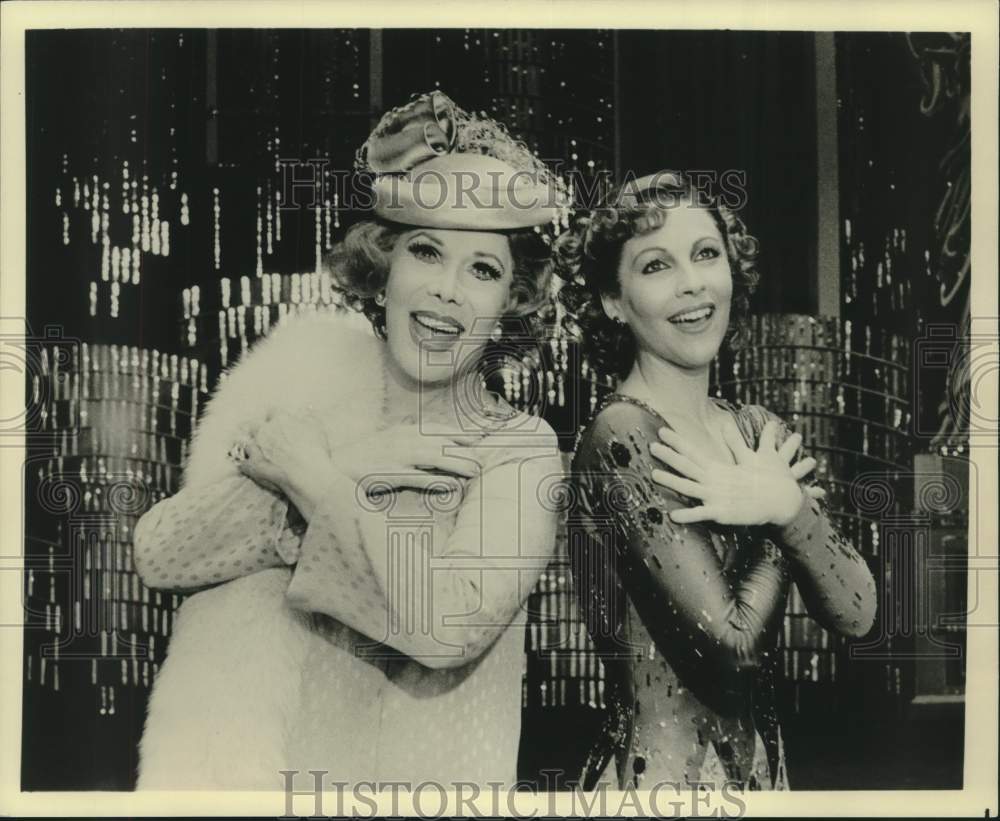 1985 Press Photo Actors Dolores Gray, Gail Benedict in &quot;42nd Street&quot; - nox25565