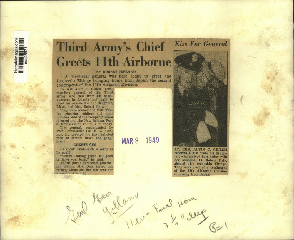 1949 Press Photo 3rd Army General Alvin C. Gillem Meets Daughter in New Orleans