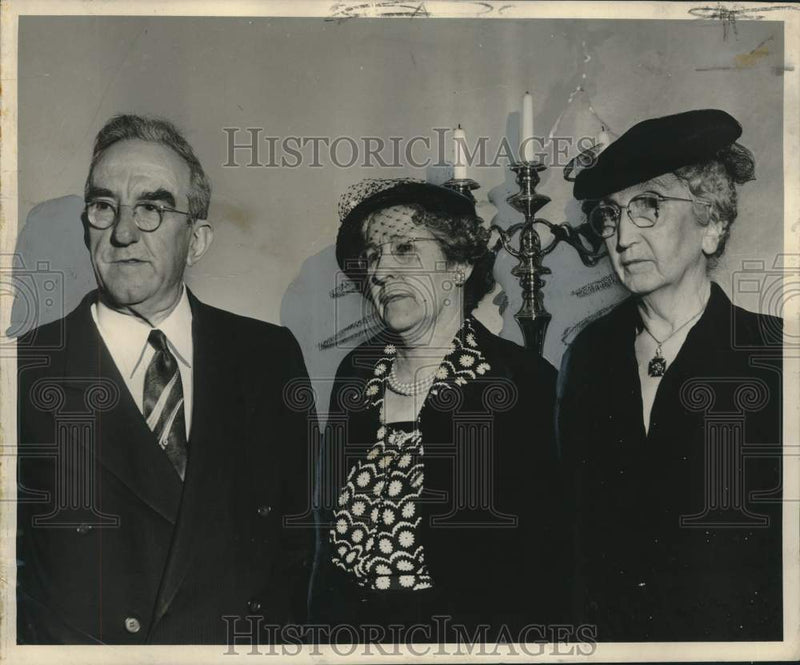 Load image into Gallery viewer, 1954 Press Photo Chalmette National Historical Park Association Officers
