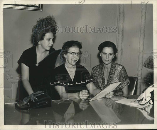 1952 Press Photo Representatives of Groups Involved in UN Day, New Orleans