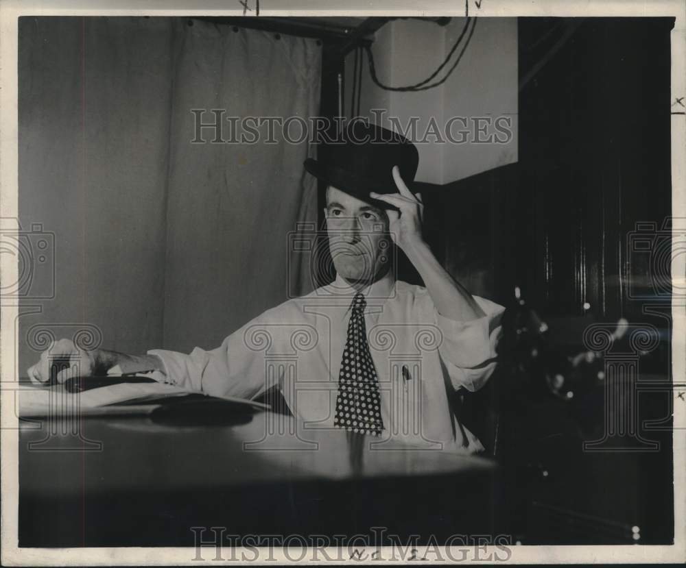 1947 Press Photo New Orleans Policeman Sergeant &quot;X&quot; (Sergeant Raymond Gorman)