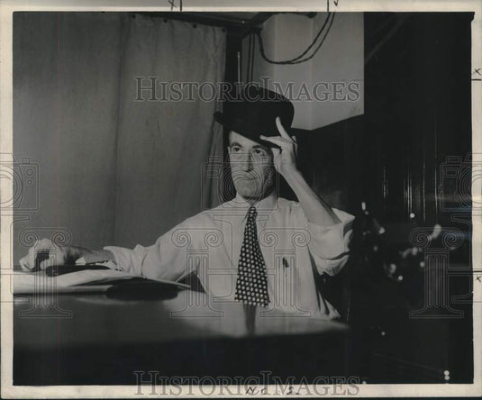 1947 Press Photo New Orleans Policeman Sergeant "X" (Sergeant Raymond Gorman)