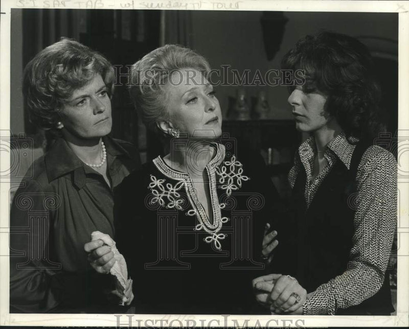 Load image into Gallery viewer, Press Photo Cast Members of "Old-Fashioned Murder" - nox25773
