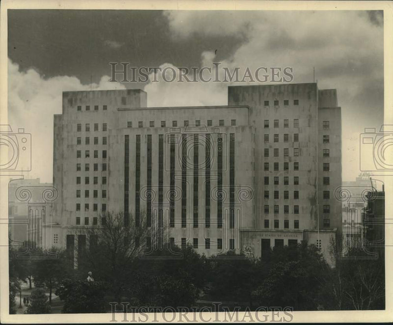 Load image into Gallery viewer, 1944 Press Photo Federal Building in New Orleans - nox25882
