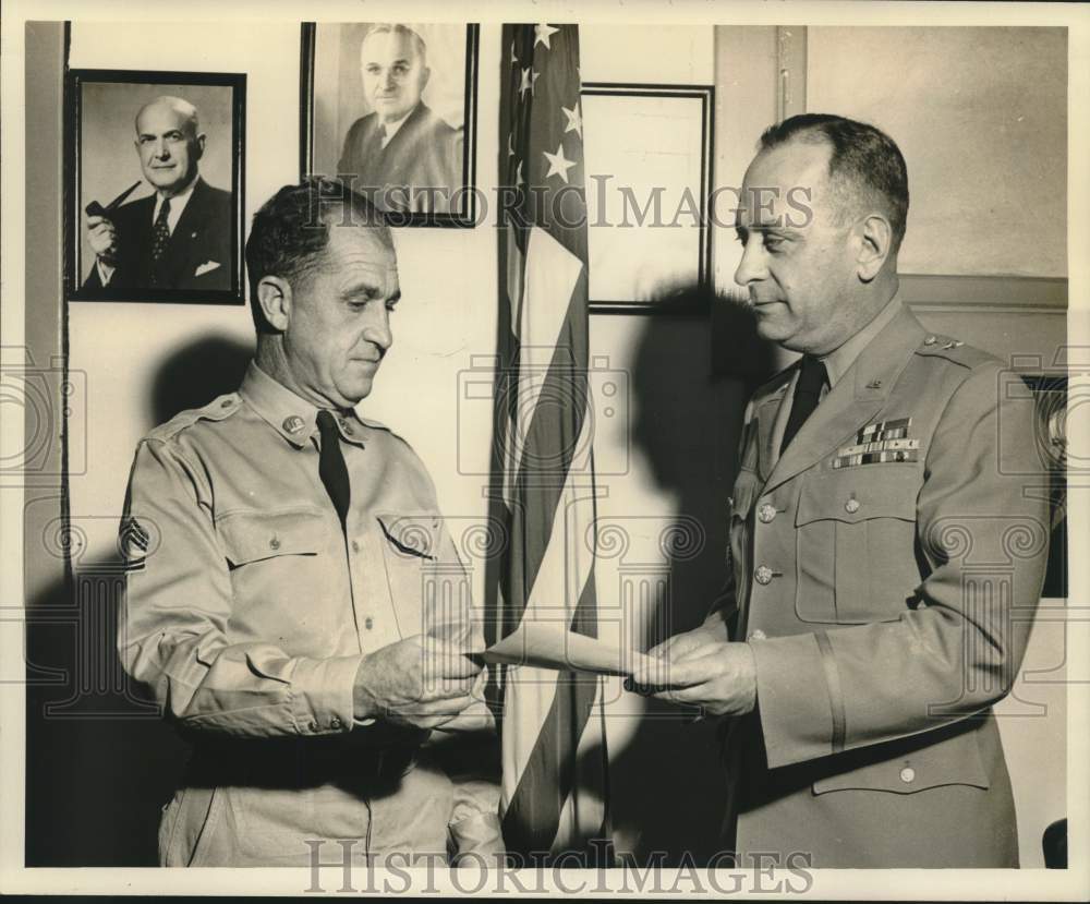1950 Press Photo Sergeant David E. Hardin & Donald Groves - nox25917