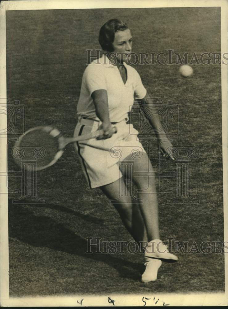 1935 Press Photo Helen Jacobson, playing tennis - nox26052- Historic Images