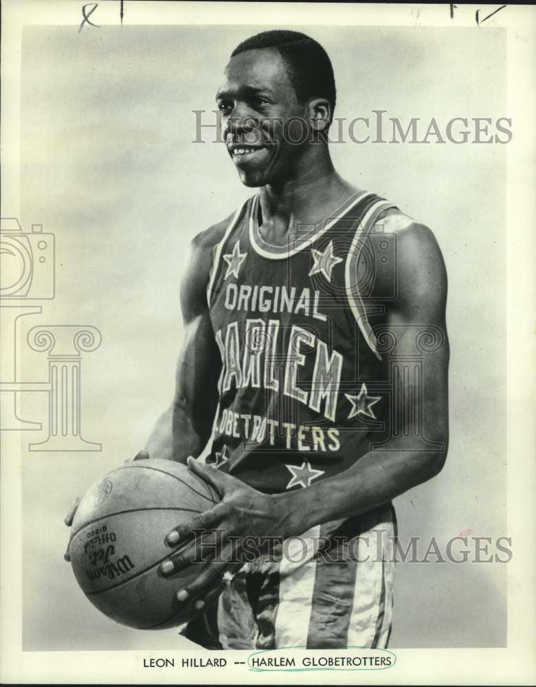 1967 Press Photo Harlem Globetrotters Basketball Player Leon Hillard