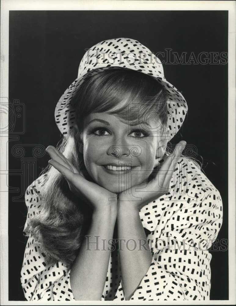 1966 Press Photo Mary Grace, "It's About Time"