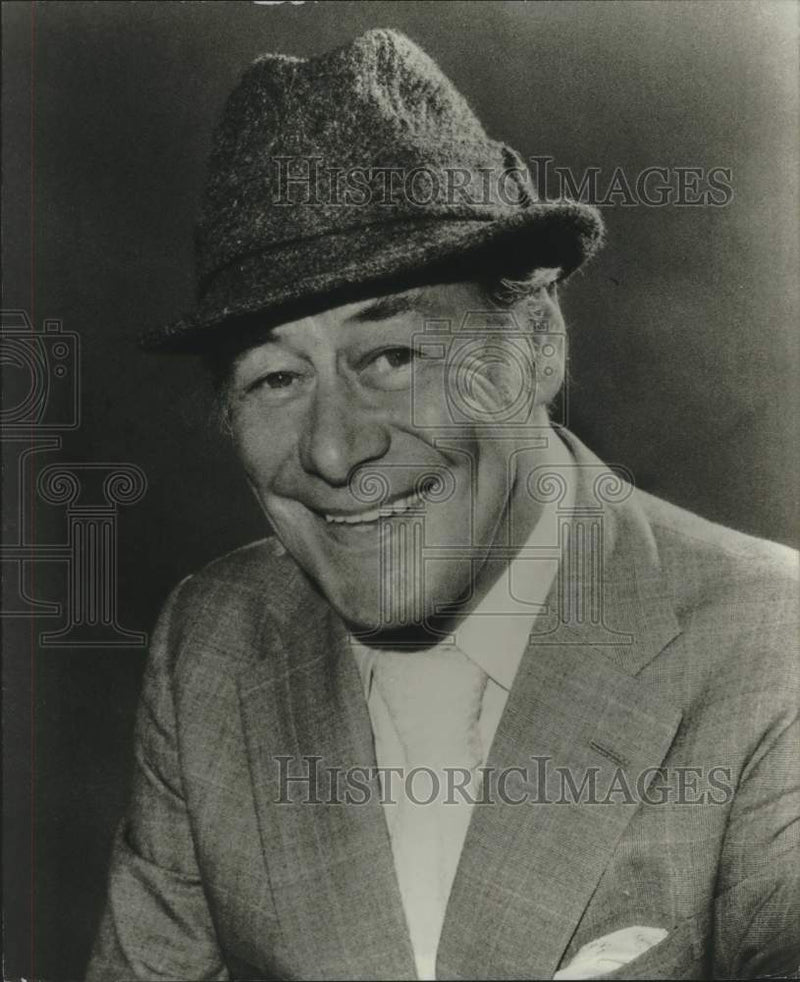 Load image into Gallery viewer, 1982 Press Photo Actor Rex Harrison, "My Fair Lady" Saenger Performing Arts

