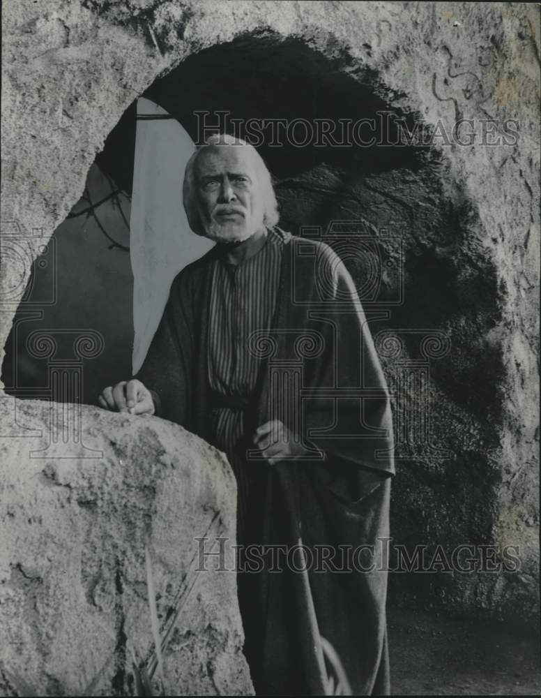 1953 Press Photo Dean Jagger, "The Robe"