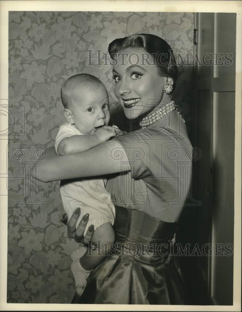 Load image into Gallery viewer, 1955 Press Photo Anne Jeffreys and son Jeffreys Hart Sterling on "Topper" on CBS
