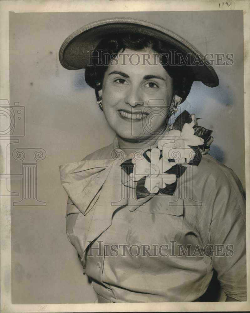 Load image into Gallery viewer, 1956 Press Photo Mrs. Bernard Heyman
