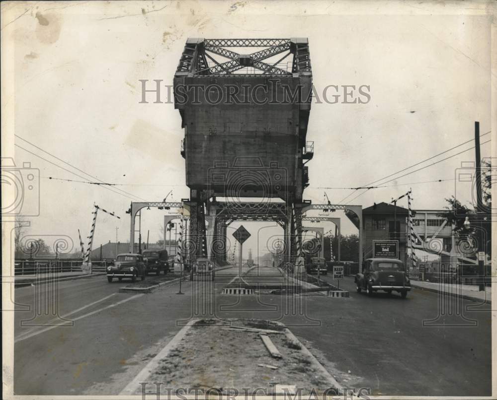 1949 Press Photo St. Claude 'Bottleneck' at Industrial Canal bridge