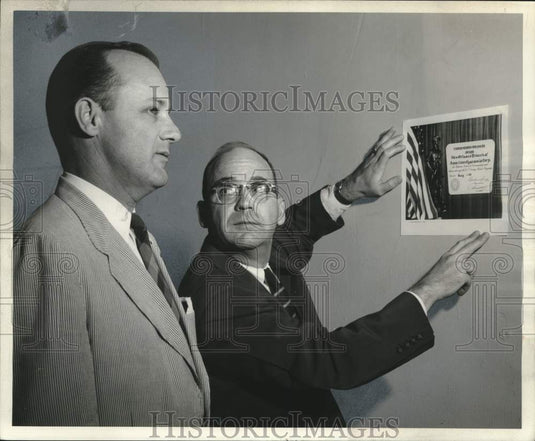 1956 Press Photo Treasury Department Savings Bond Program, American Cyanamid