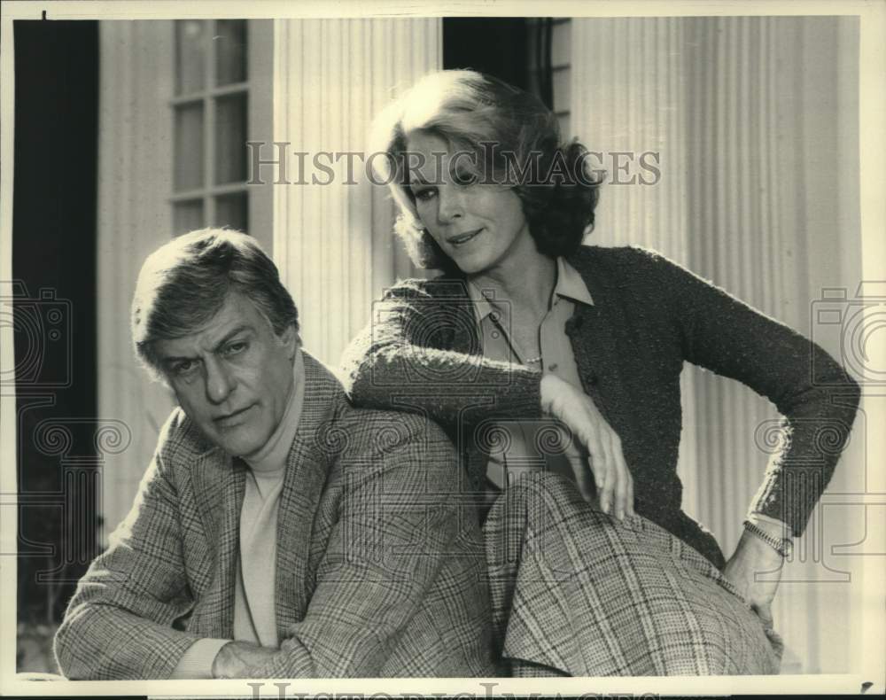 1983 Press Photo Actors Dick Van Dyke, Mariette Hartley in &quot;Drop-Out Father&quot;