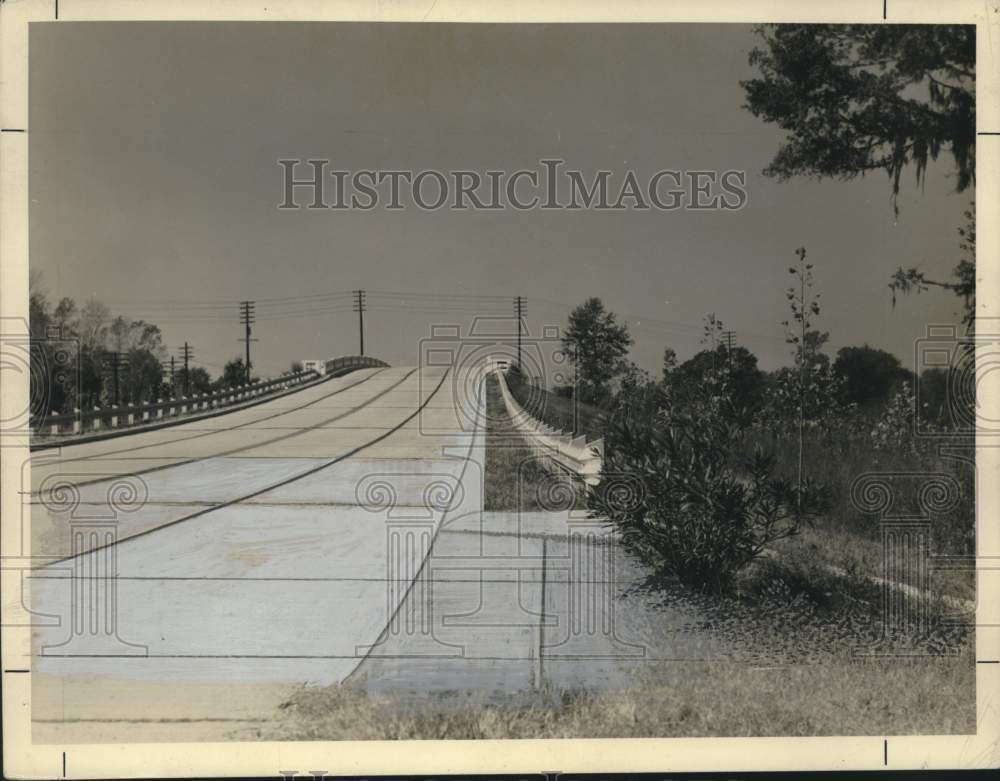 Press Photo Roadside Improvement on Livonia-Lottie Highway, Louisiana