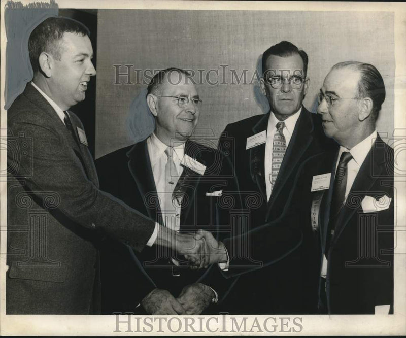 Load image into Gallery viewer, 1955 Press Photo Louisiana Restaurant Association President Congratulated
