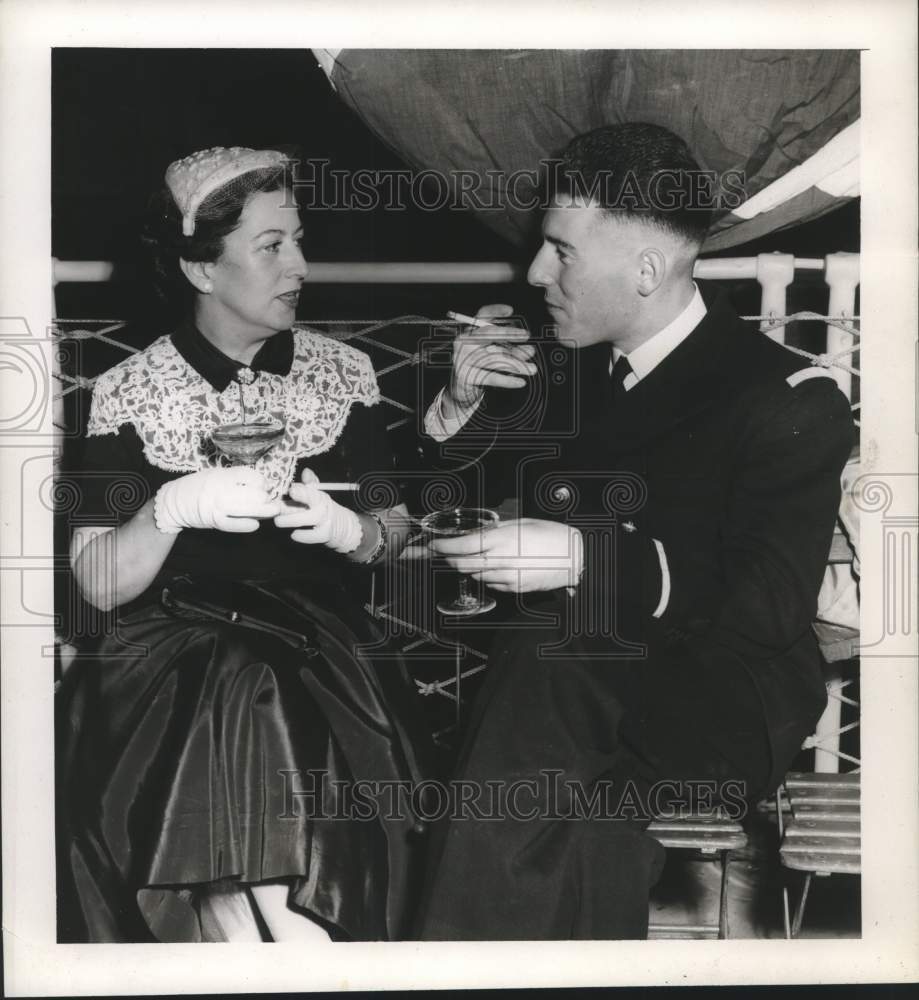 1958 Press Photo Valerie duQuesnay Kirk, Francis LaBasse, Ensign Aboard Ship