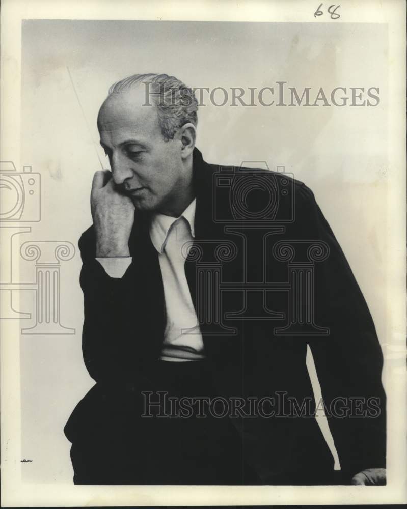 1954 Press Photo Symphony Conductor Efrem Kurtz - nox27518