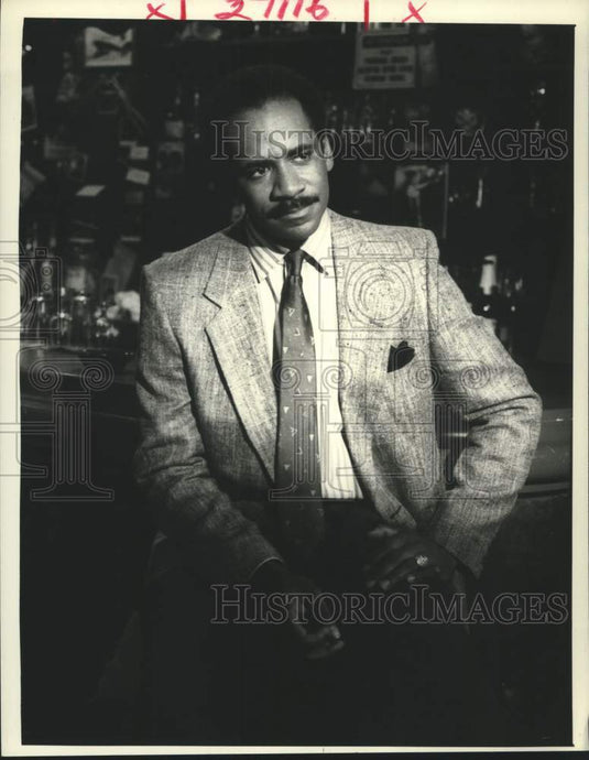 1987 Press Photo Actor Tim Reid of "Frank's Place" - nox27724