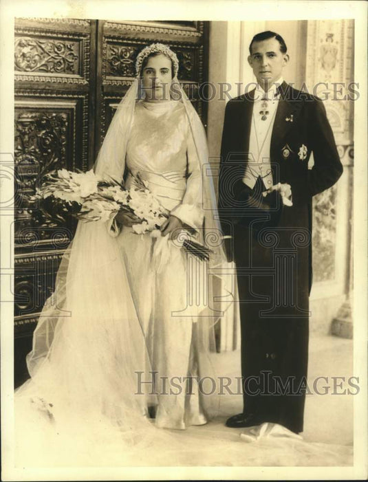 1935 Press Photo Wedding Photo of Prince Juan of Spain, Princess Marie-Mercedes