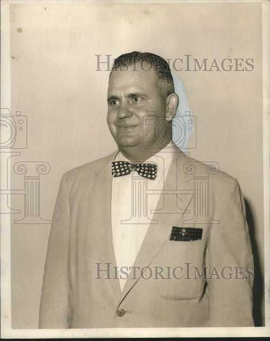1958 Press Photo President of Jesuit Seminary Guild Albert Jung - nox27982