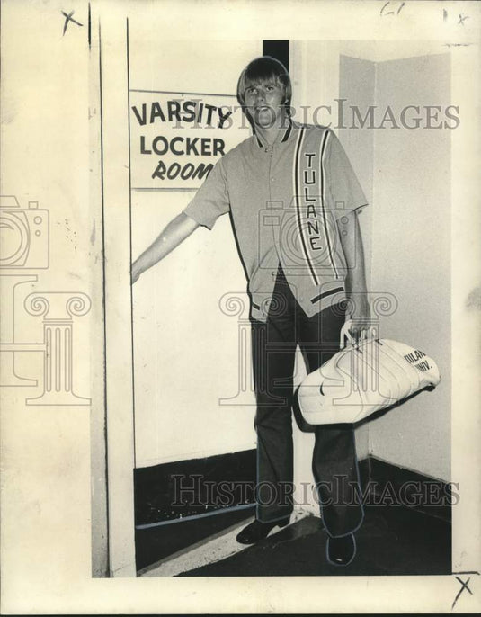 1972 Press Photo Tulane University Basketball Forward John Kardzionak