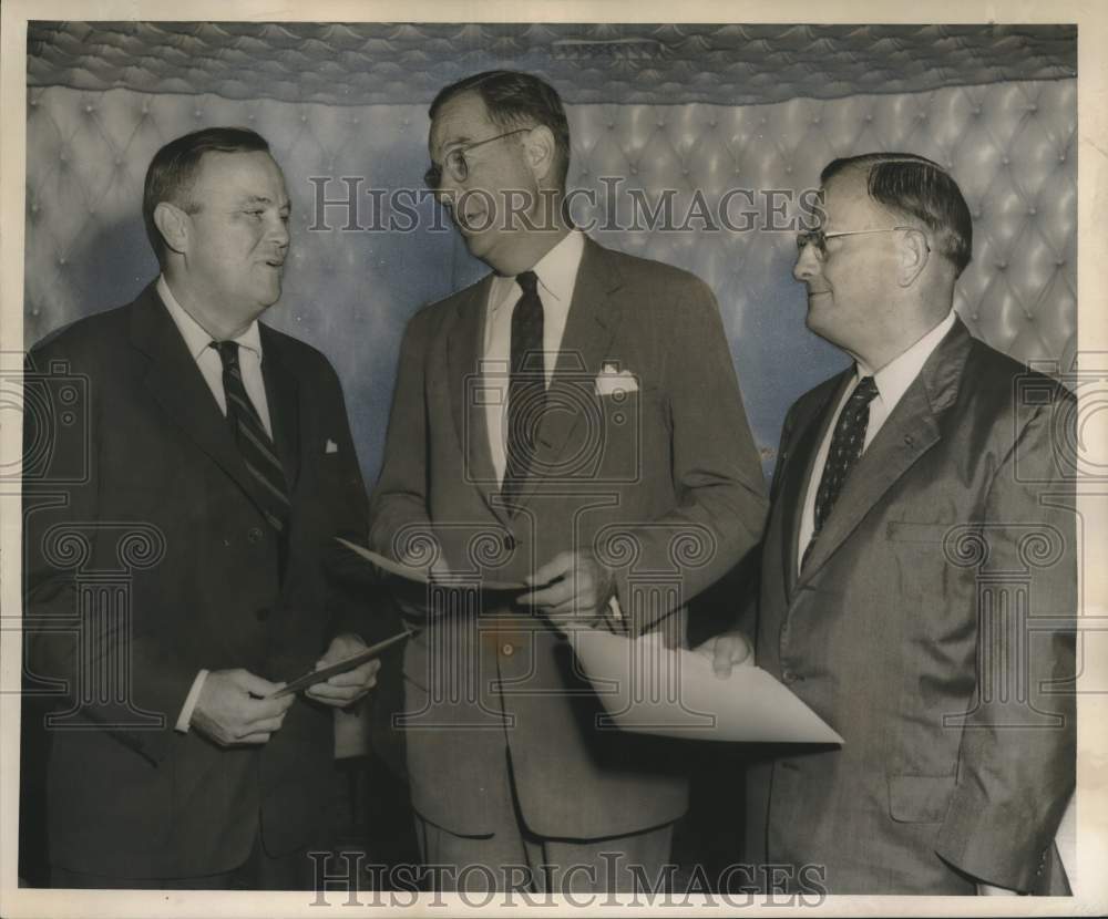 1955 Press Photo First National Bank of Houston president William A. Kirkland