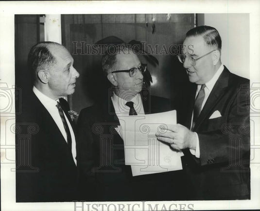 1957 Press Photo Milton P. Adler, Armand Kreeger, Hugh McG. Evans - nox28210
