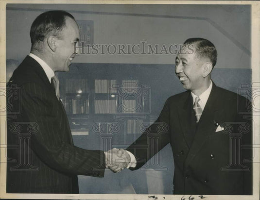 1957 Press Photo Japan's Prime Minister Kishi & US Ambassador Douglas MacArthur