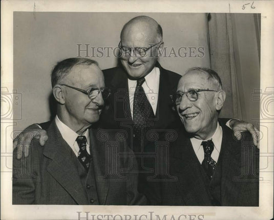 1953 Press Photo Mardi Gras-Messrs. Pletinger & Enriques & Dr. Kahle - nox28518- Historic Images