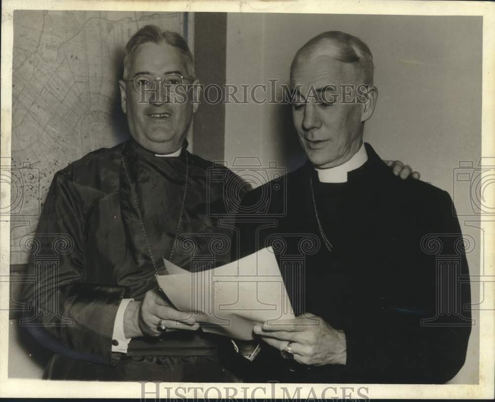 1942 Press Photo Bishop's Frank A. Juhan & Dr. John Long Jackson at a meeting