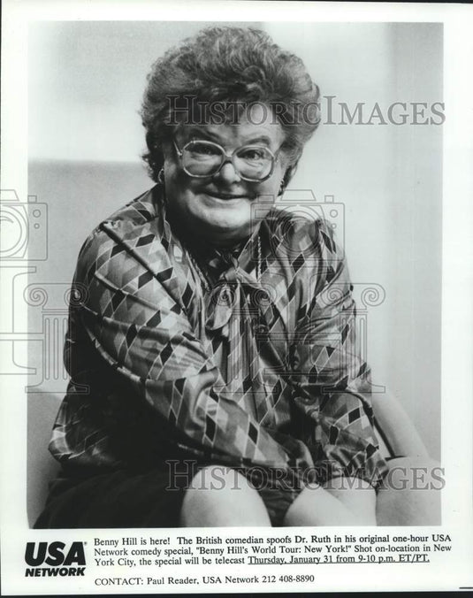 Press Photo Comedian Benny Hill Spoofs Dr. Ruth in his Comedy TV Special