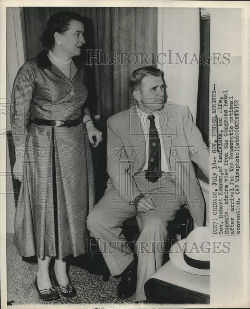 Load image into Gallery viewer, 1952 Press Photo Louisiana Gov. Robert Kennon &amp; his wife at the Congress Hotel
