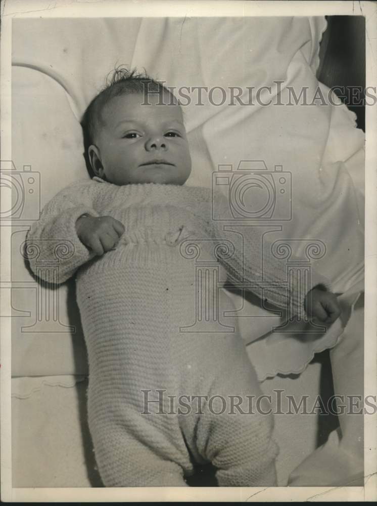 1950 Press Photo Yasmin, Daughter of Prince Aly Khan &amp; Actress Rita Hayworth