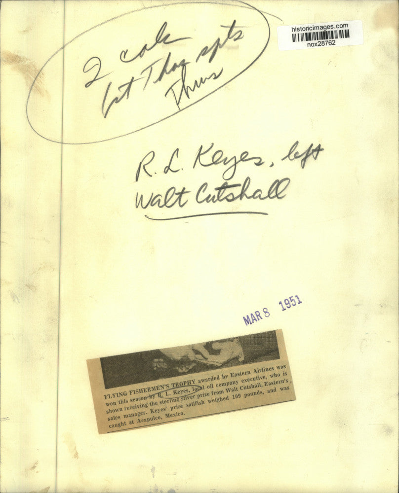 1951 Press Photo R.L. Keys, Walt Cutshall with Fishing Trophy - nox28762