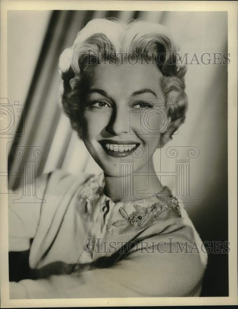 1957 Press Photo Actress Anita Louise in &quot;Theatre Time&quot; - nox29218