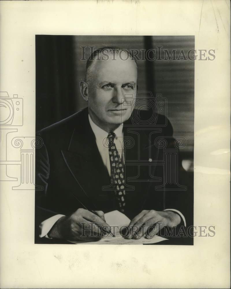 1958 Press Photo Ross L. Leffler, Department of the Interior, Fish and Wildlife