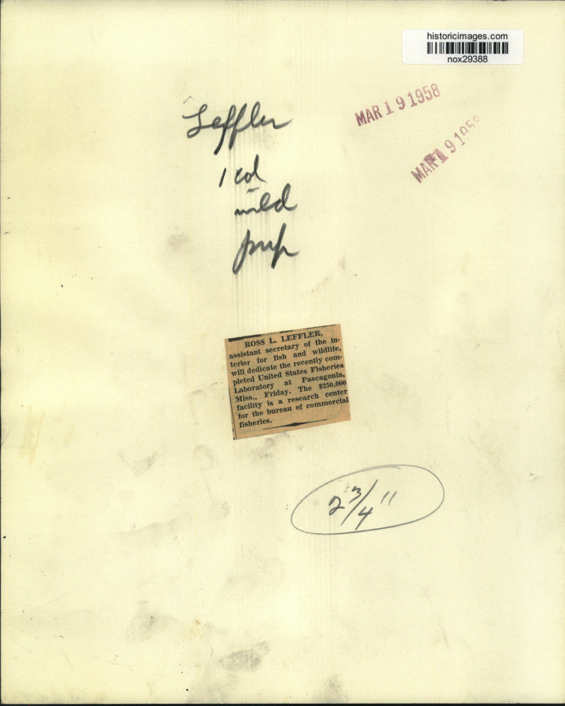Load image into Gallery viewer, 1958 Press Photo Ross L. Leffler, Department of the Interior, Fish and Wildlife
