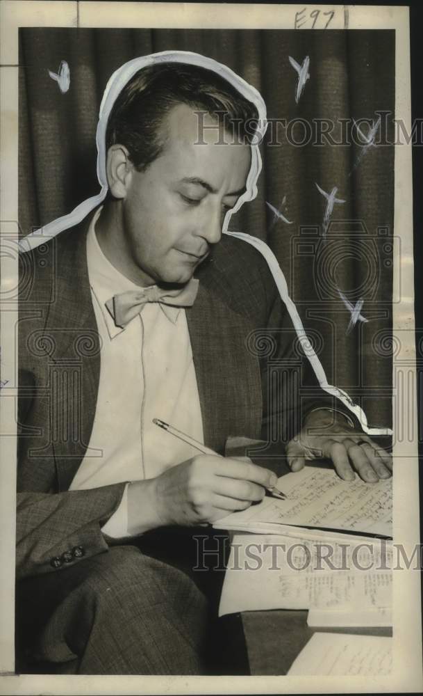 1951 Press Photo New York Fashion Show Producer Tom Lee in New Orleans- Historic Images